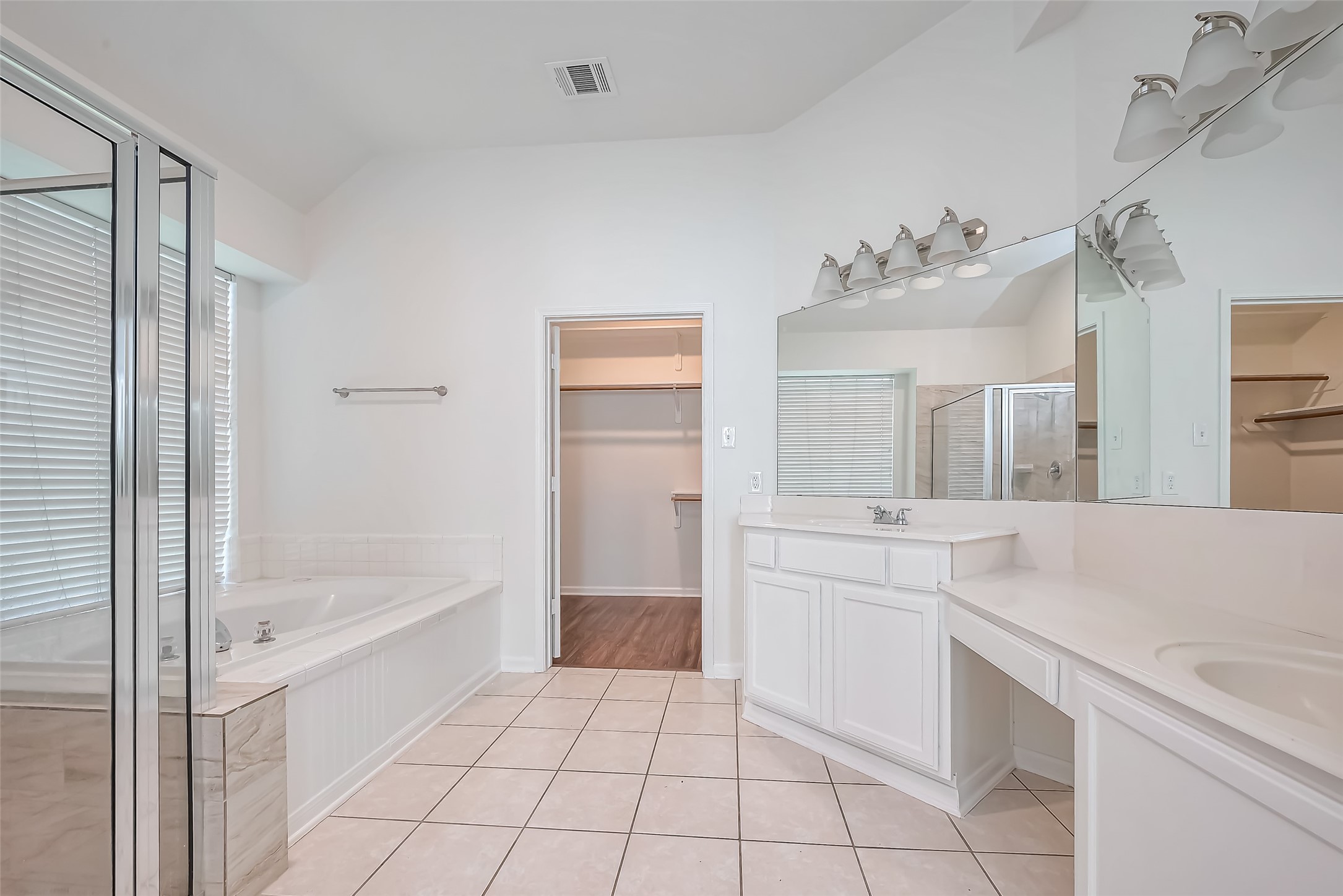 16939 Sandestine Drive Property Photo 40