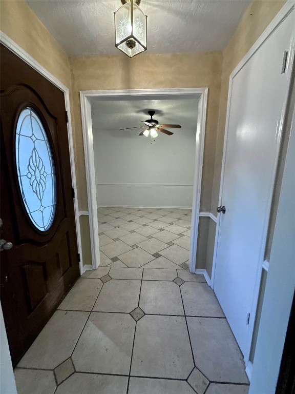 17719 Windy Point Drive Property Photo 4