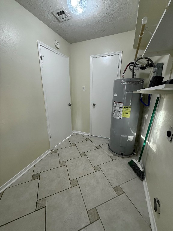17719 Windy Point Drive Property Photo 9