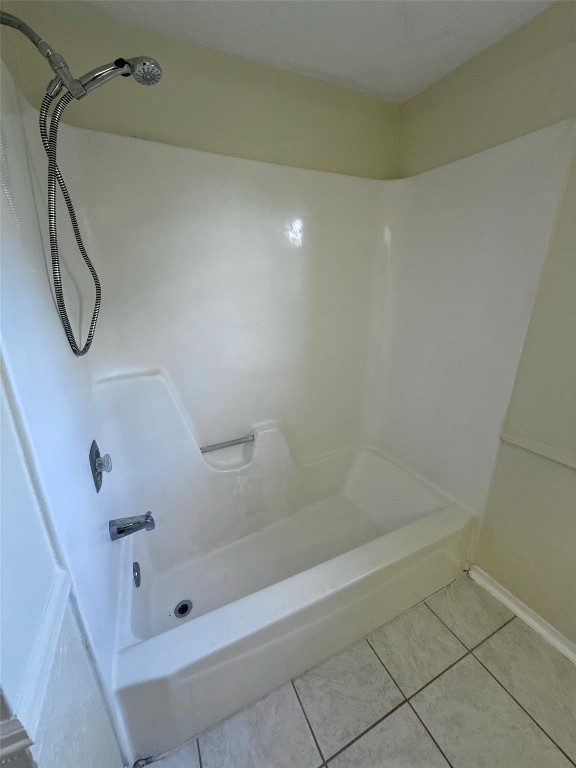 17719 Windy Point Drive Property Photo 17