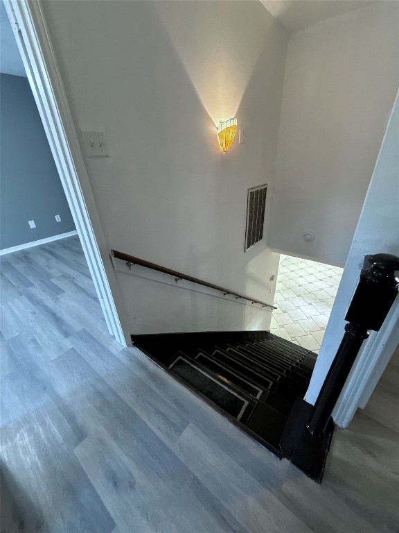 17719 Windy Point Drive Property Photo 22