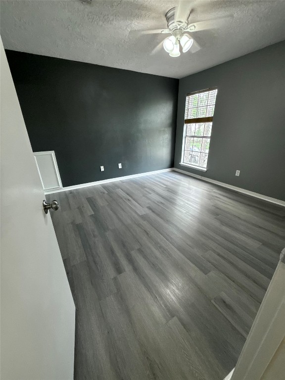 17719 Windy Point Drive Property Photo 23