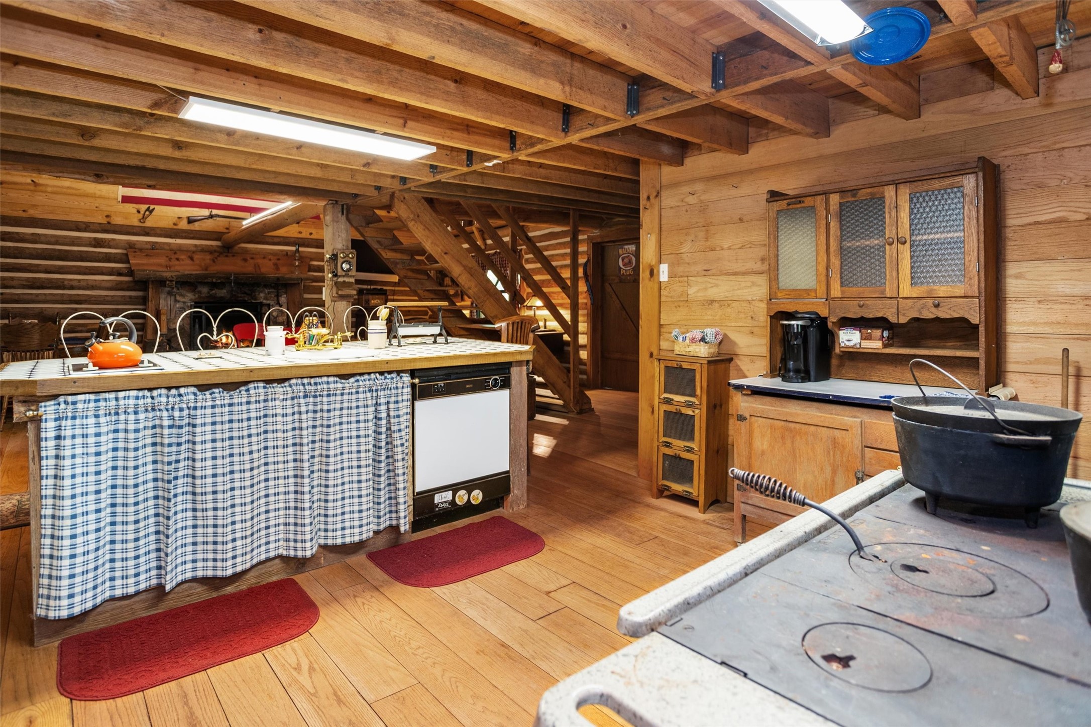 1593 Cr 2290 Property Photo 18