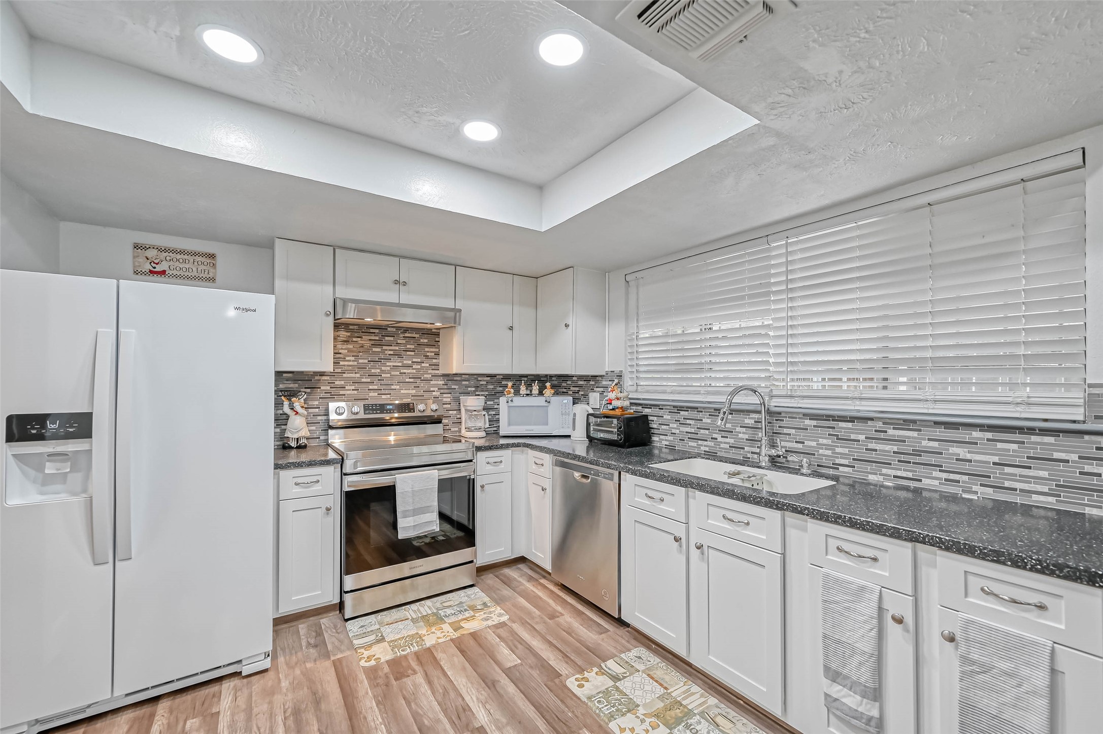 11618 Corona Lane Property Photo 14