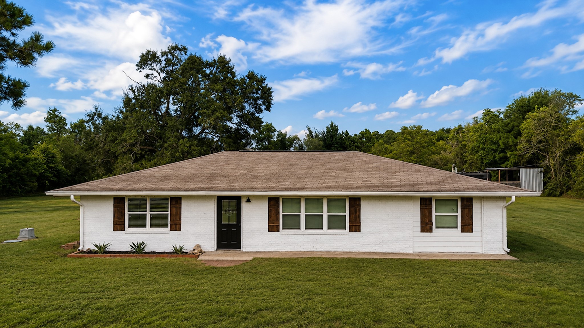 1536 Fm 253 Road Property Photo 1