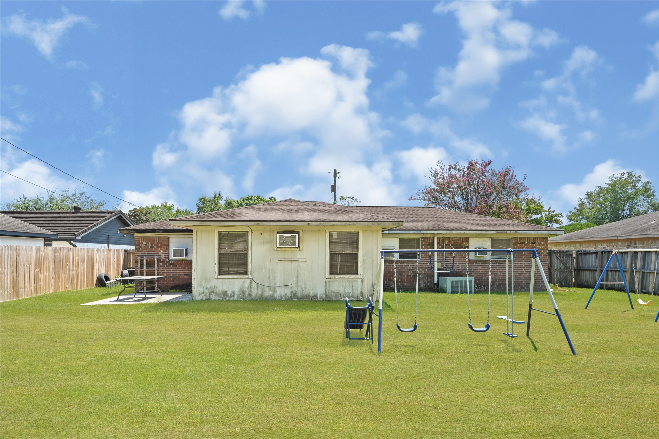 4811 25th Street Property Photo 9