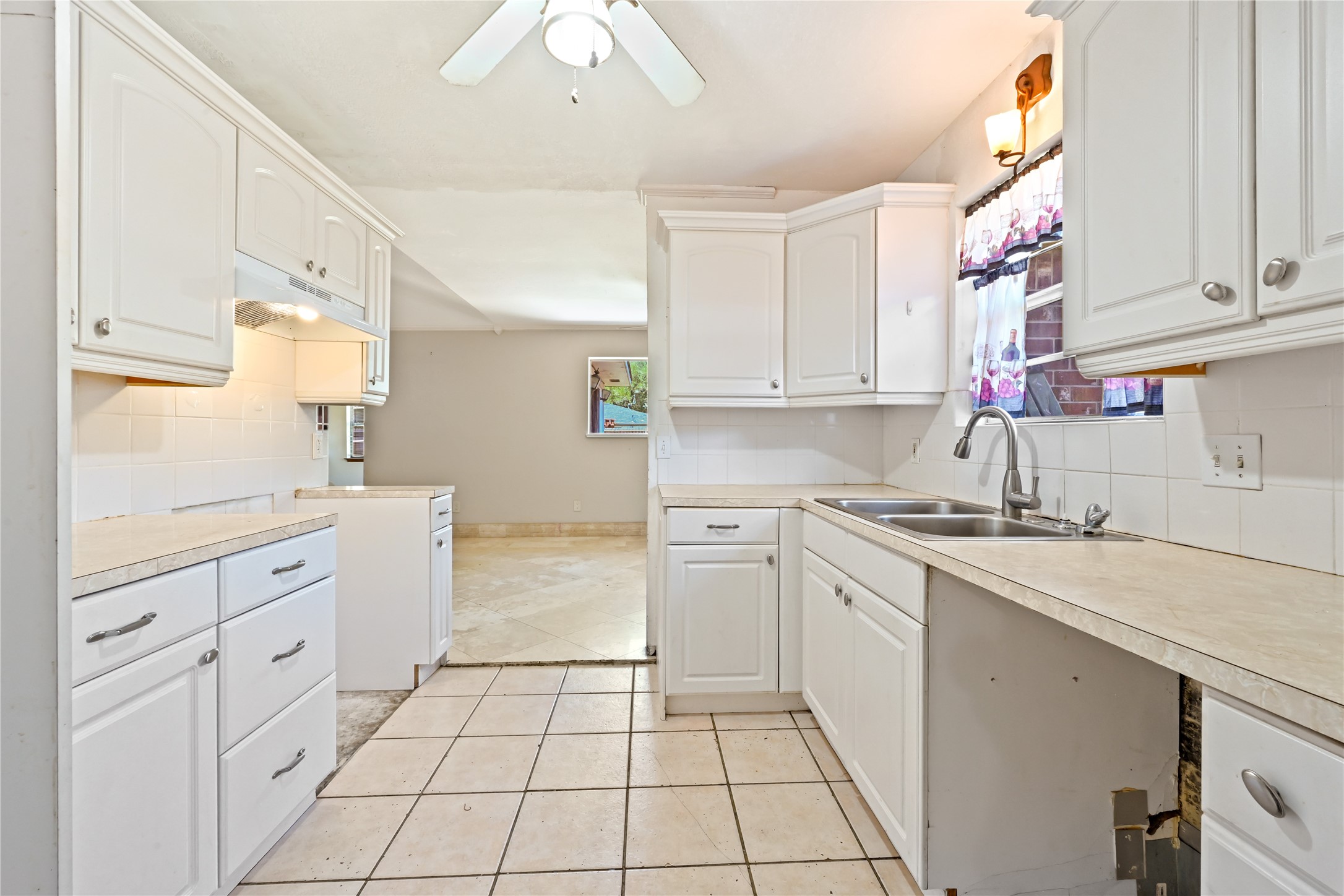 4811 25th Street Property Photo 12