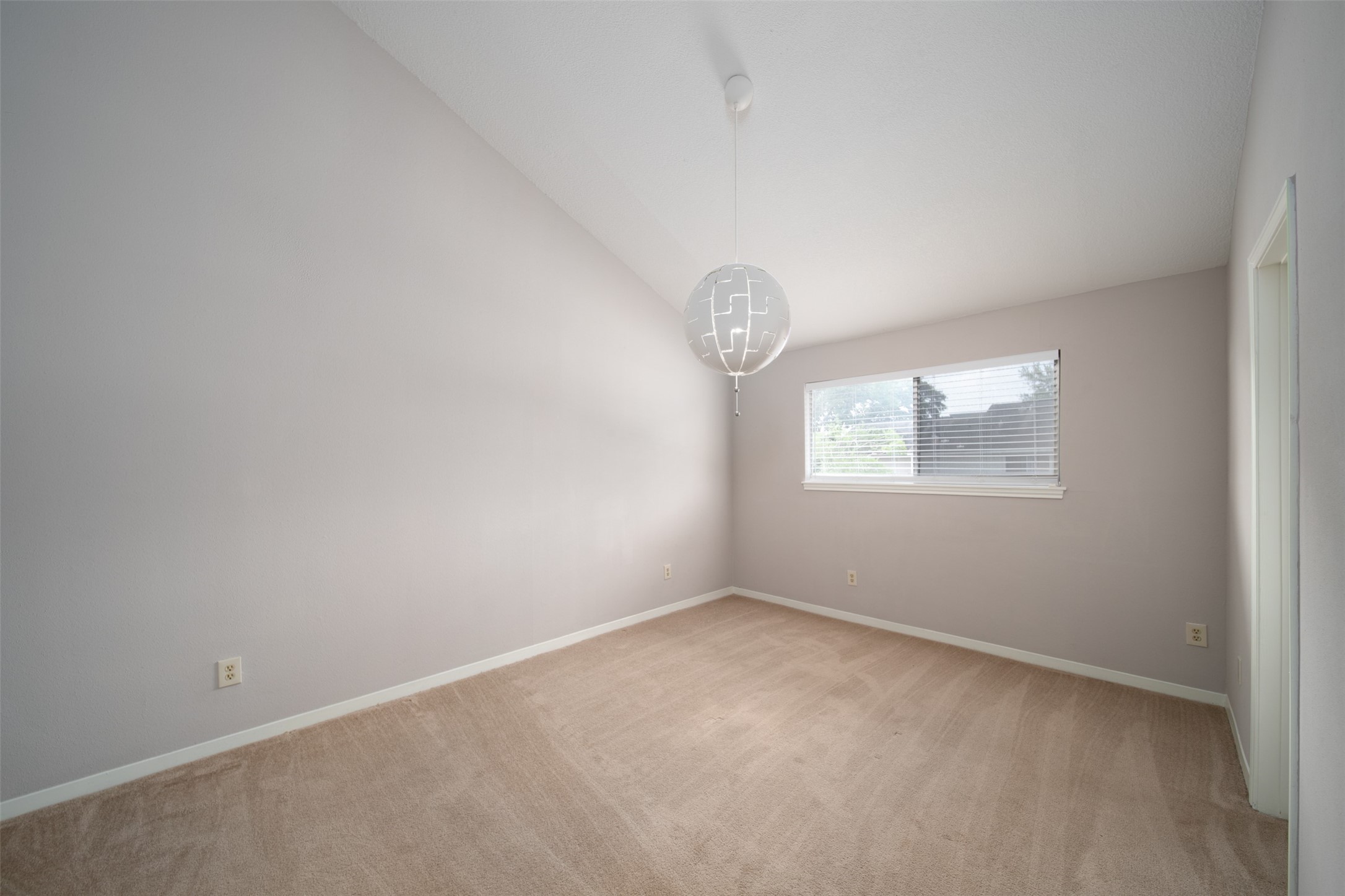 7935 Kendalia Drive Property Photo 6