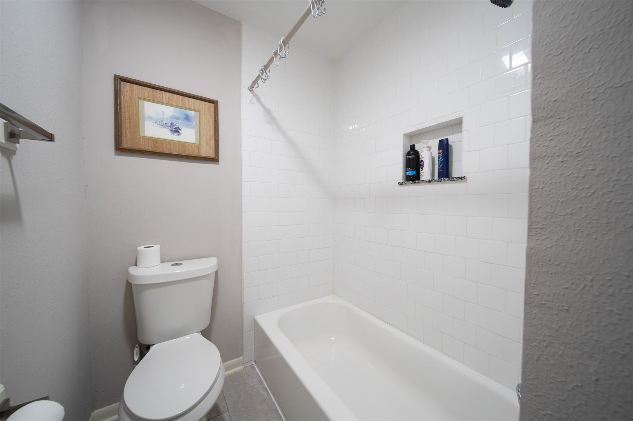 7935 Kendalia Drive Property Photo 9