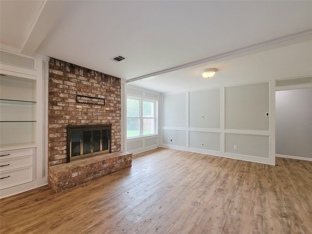 13406 Glen Erica Drive Property Photo 8