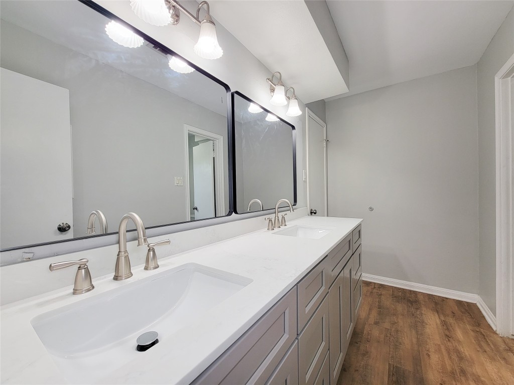 13406 Glen Erica Drive Property Photo 23