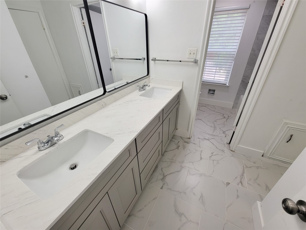 13406 Glen Erica Drive Property Photo 33