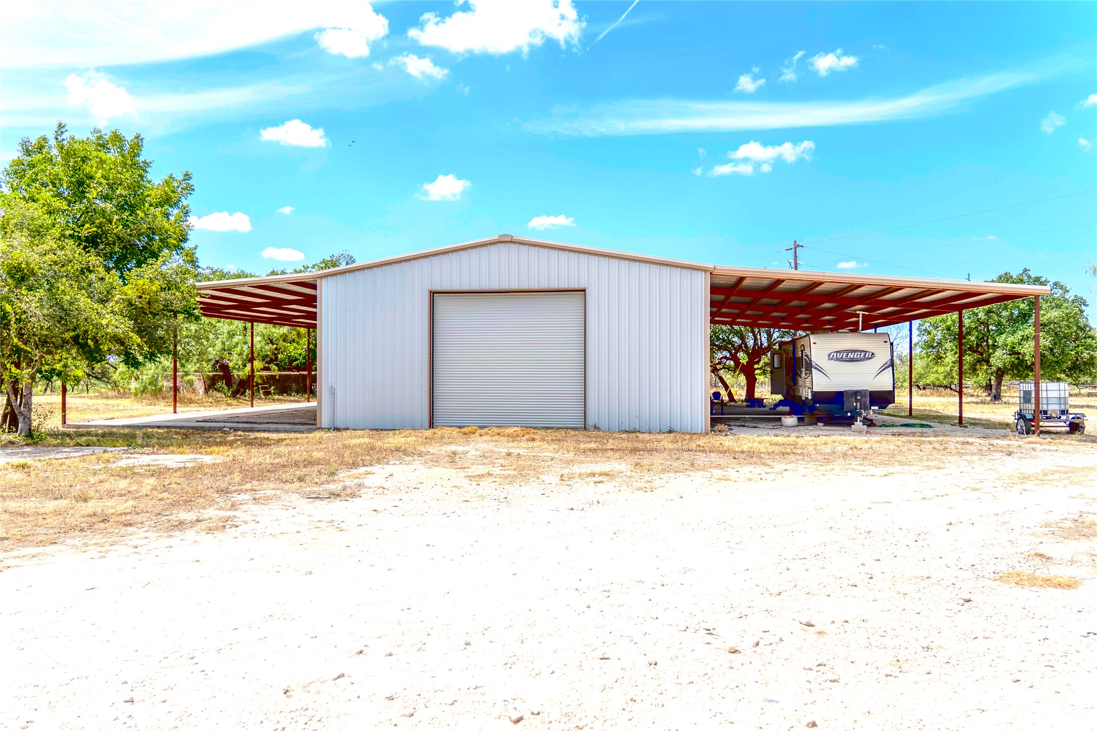 2550 Buck Ridge Drive Property Photo 11