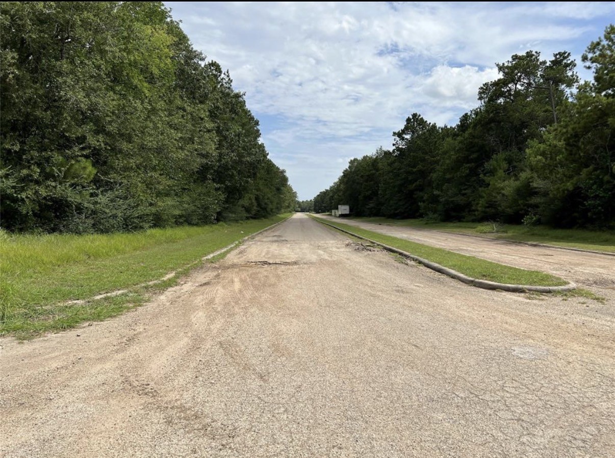 18702 Continental Parkway Property Photo 5