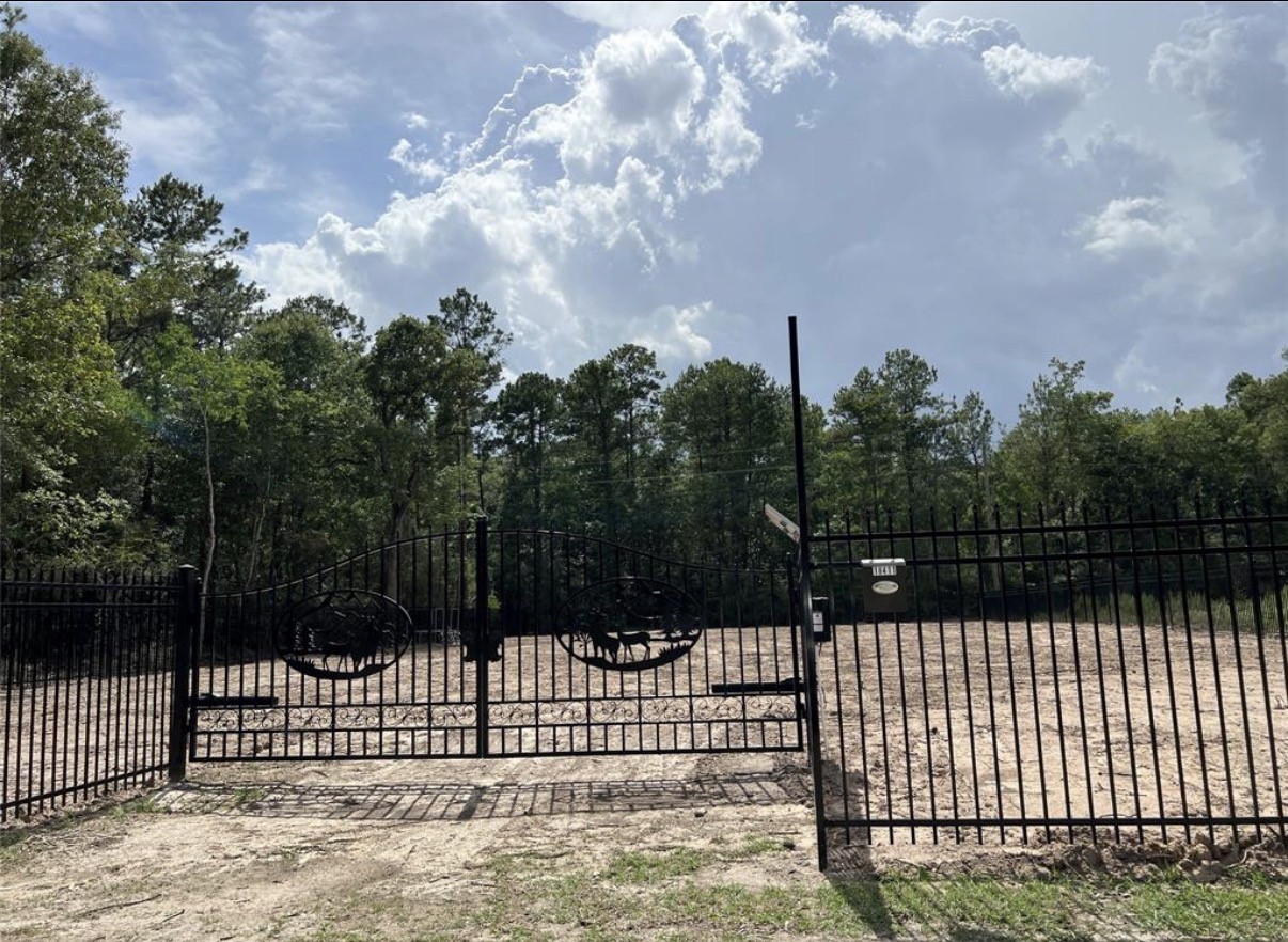 18702 Continental Parkway Property Photo 12
