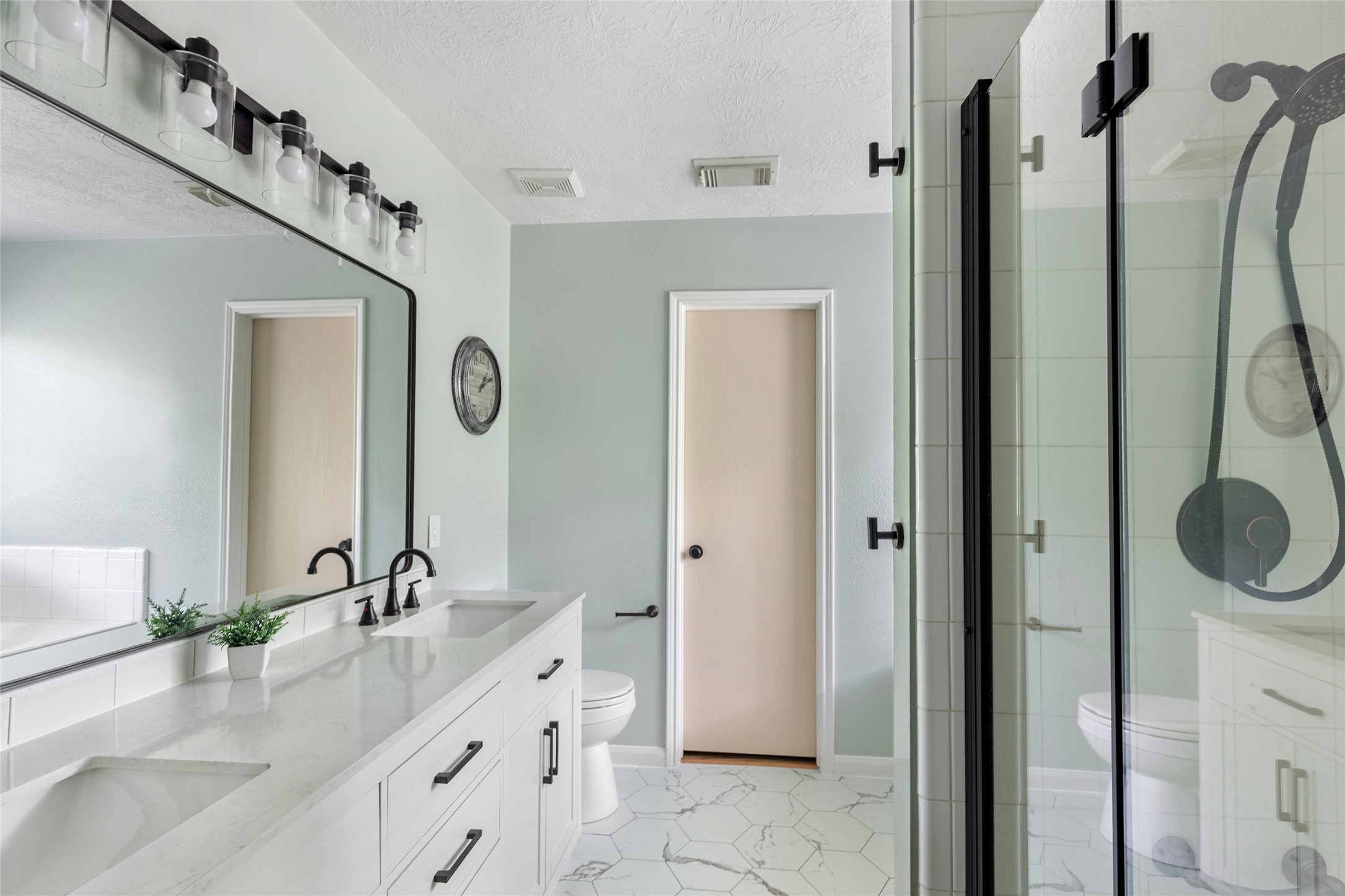 17703 Typhoon Way Property Photo 28