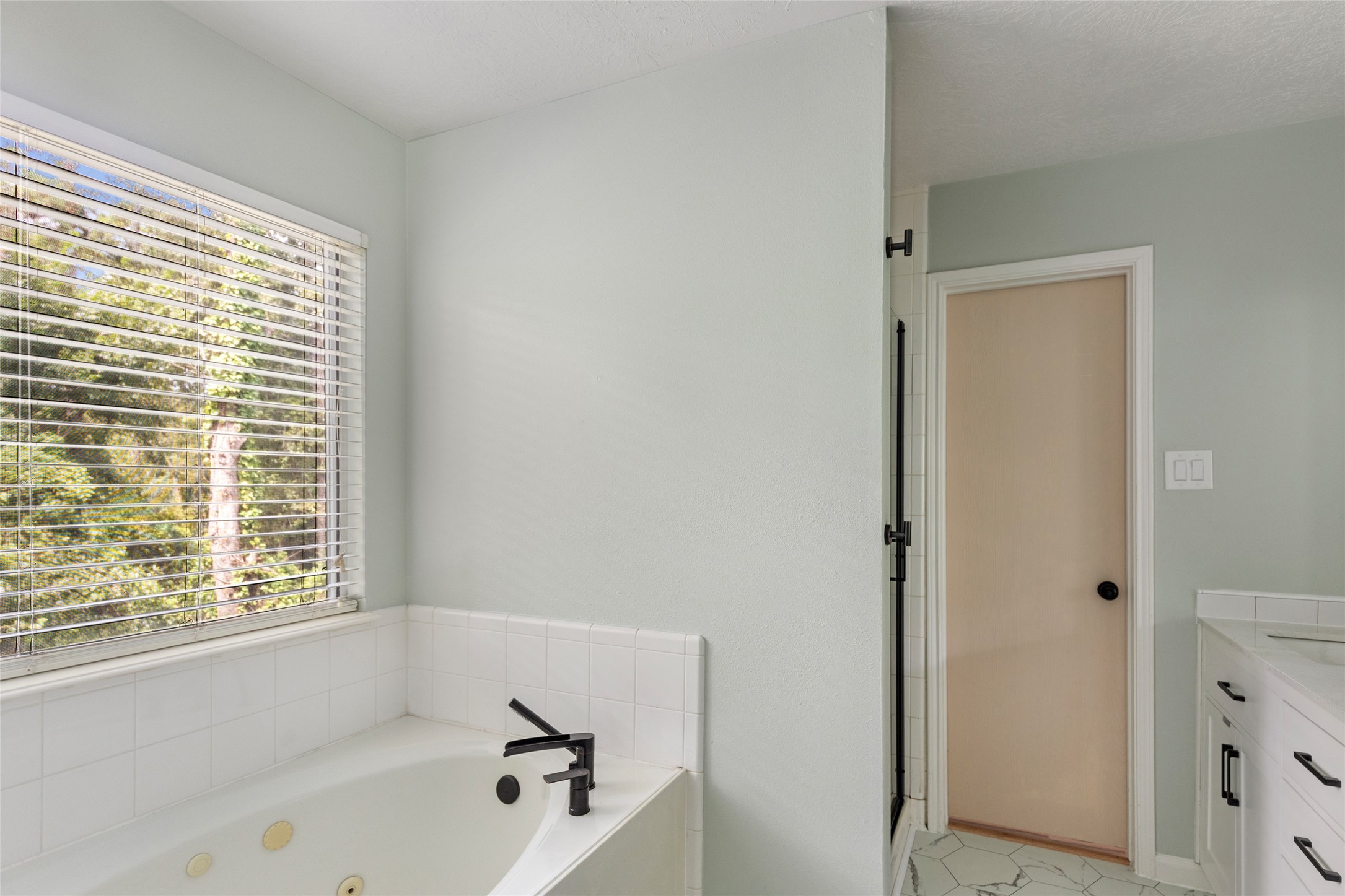 17703 Typhoon Way Property Photo 29