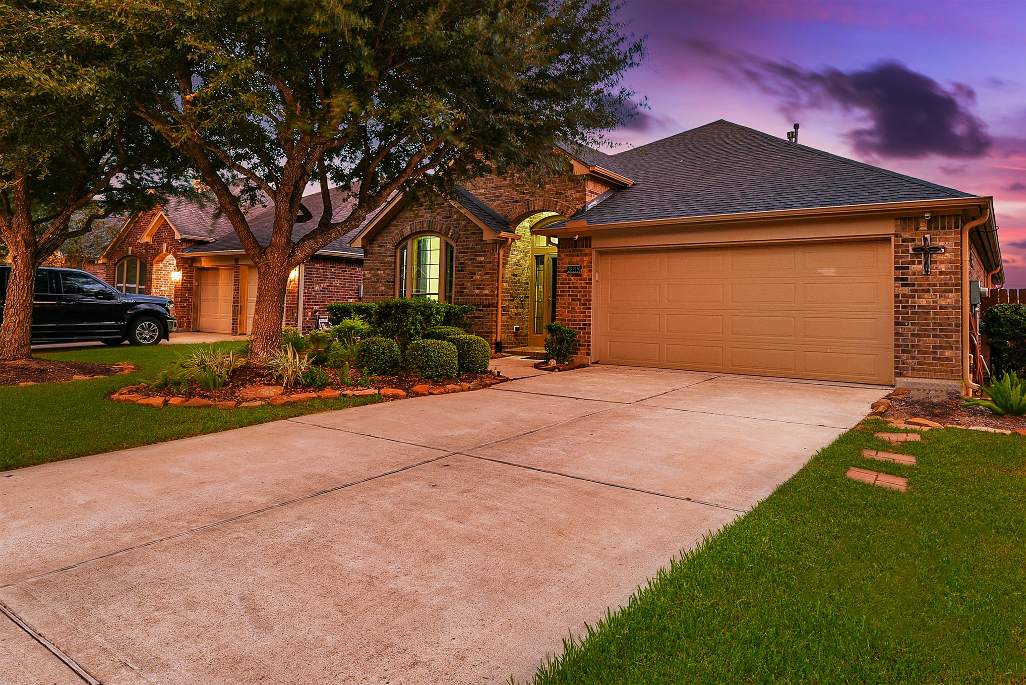28215 Helmsman Knolls Drive Property Photo 8