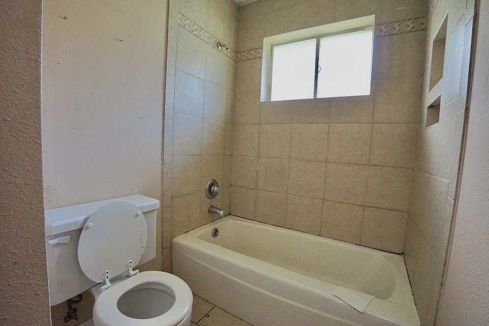 324 Pine Street Property Photo 14