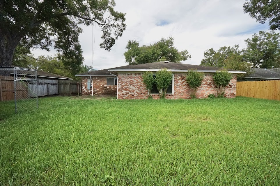 324 Pine Street Property Photo 17