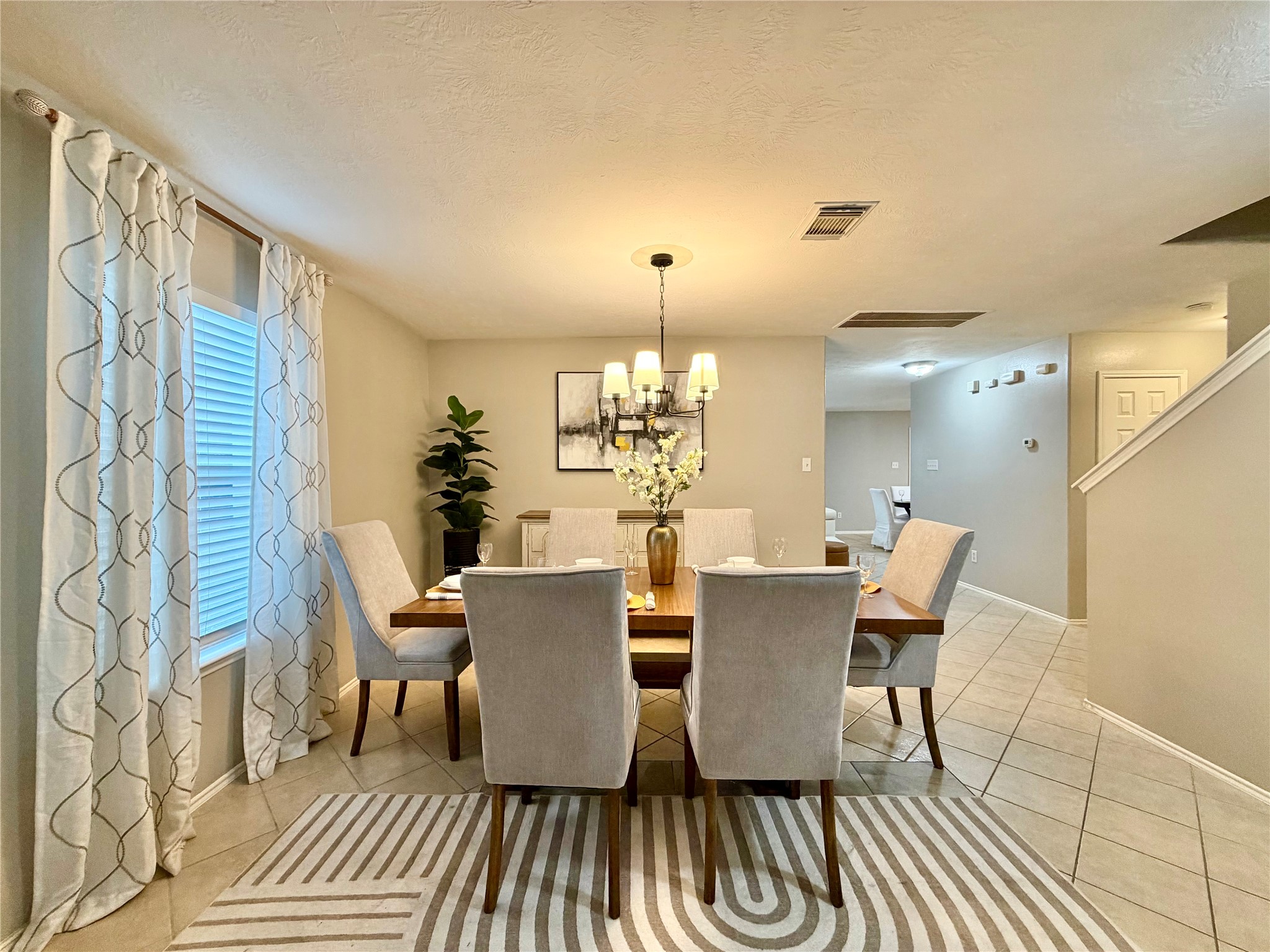 1126 Desert Willow Lane Property Photo 3