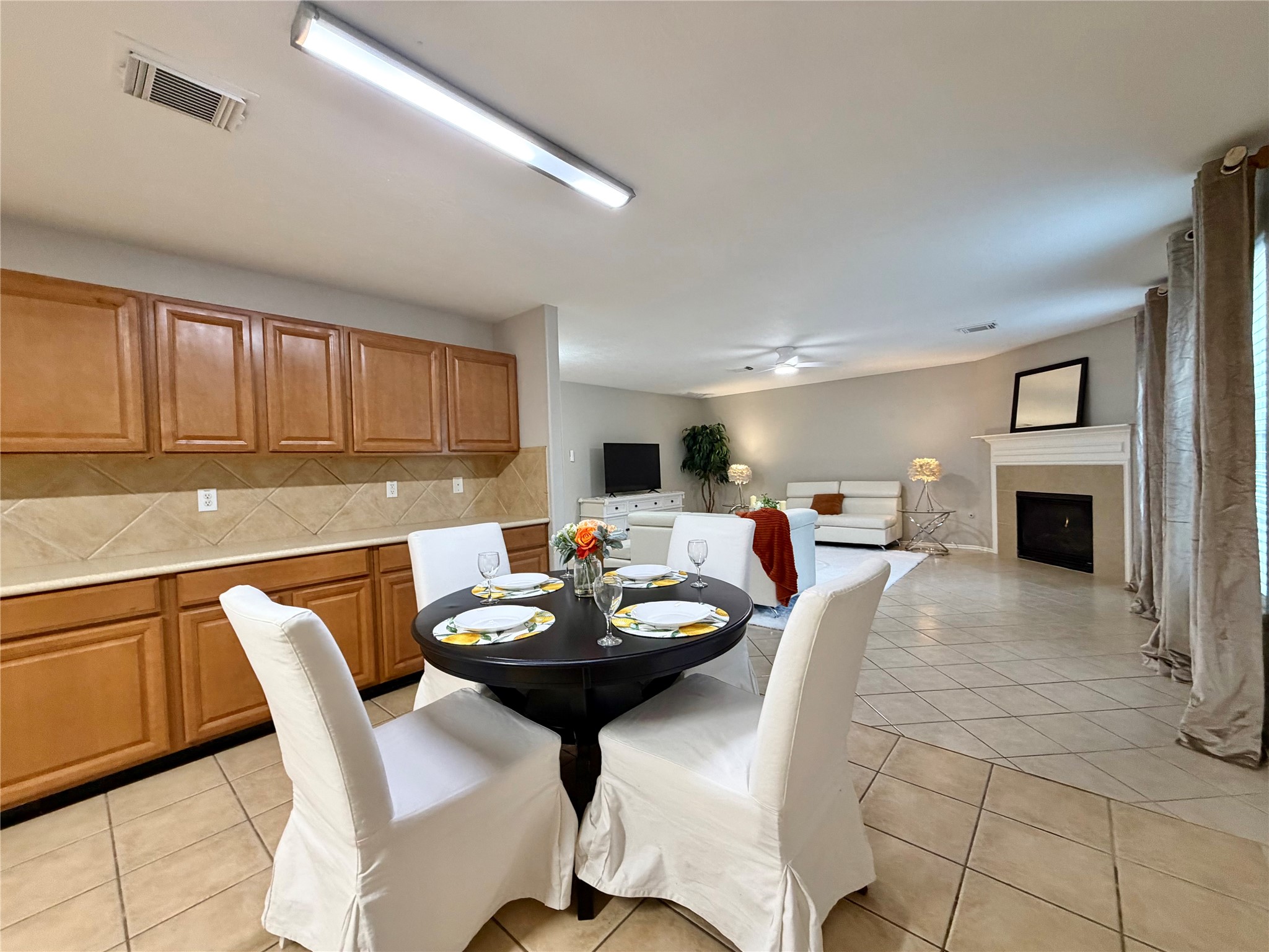 1126 Desert Willow Lane Property Photo 13