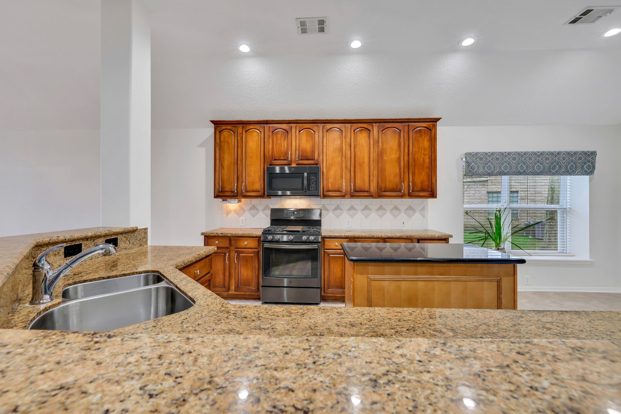 19110 Kelly Oaks Court Property Photo 14