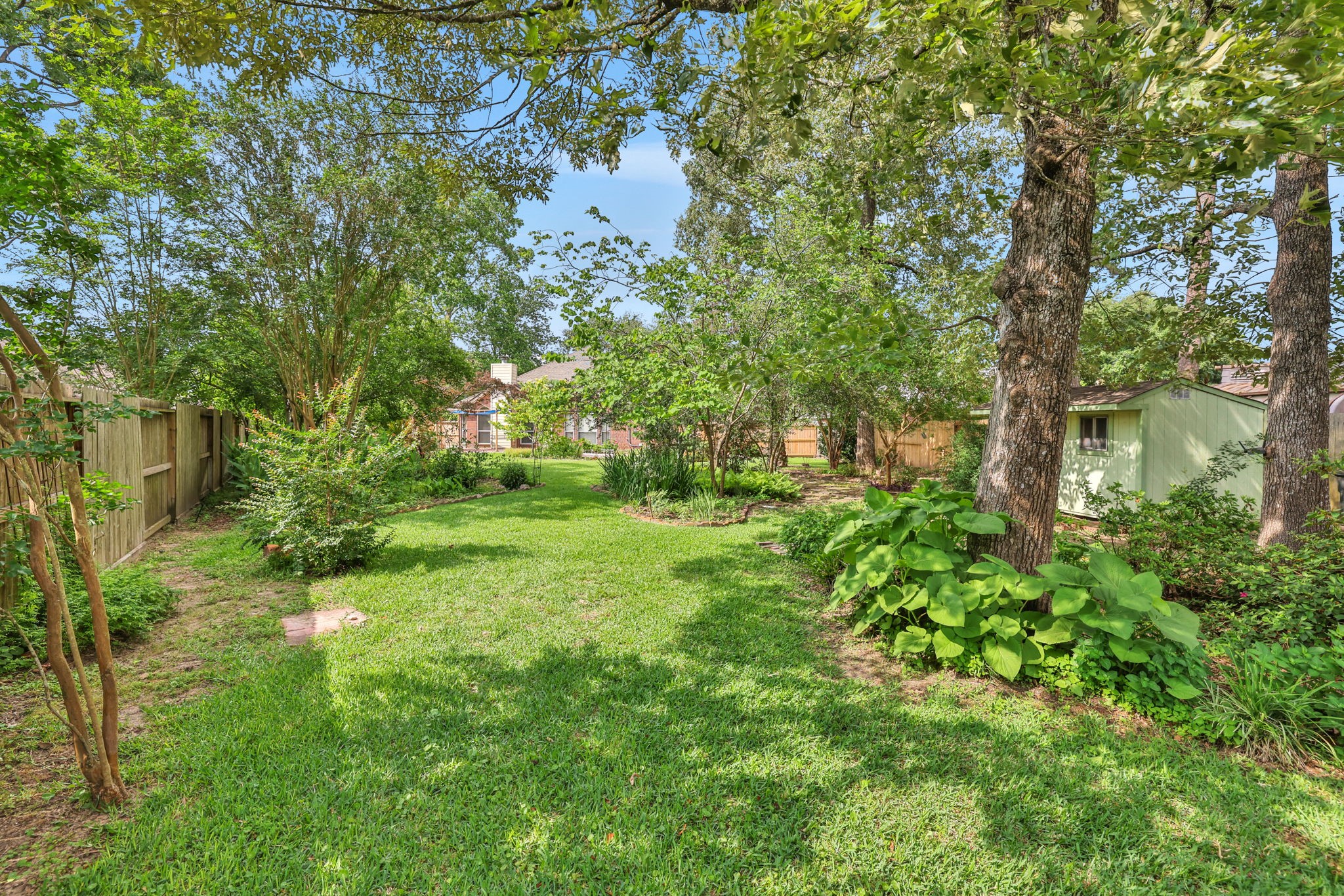 19110 Kelly Oaks Court Property Photo 32