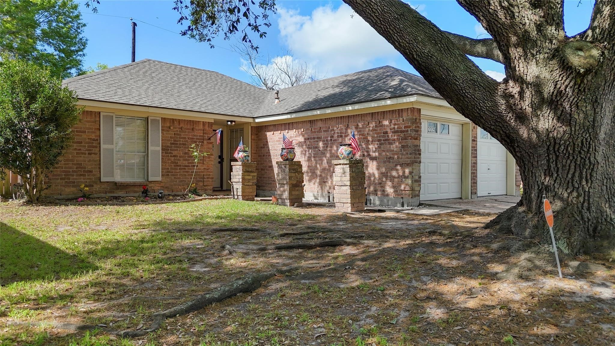 2205 Buchanan Drive Property Photo 4