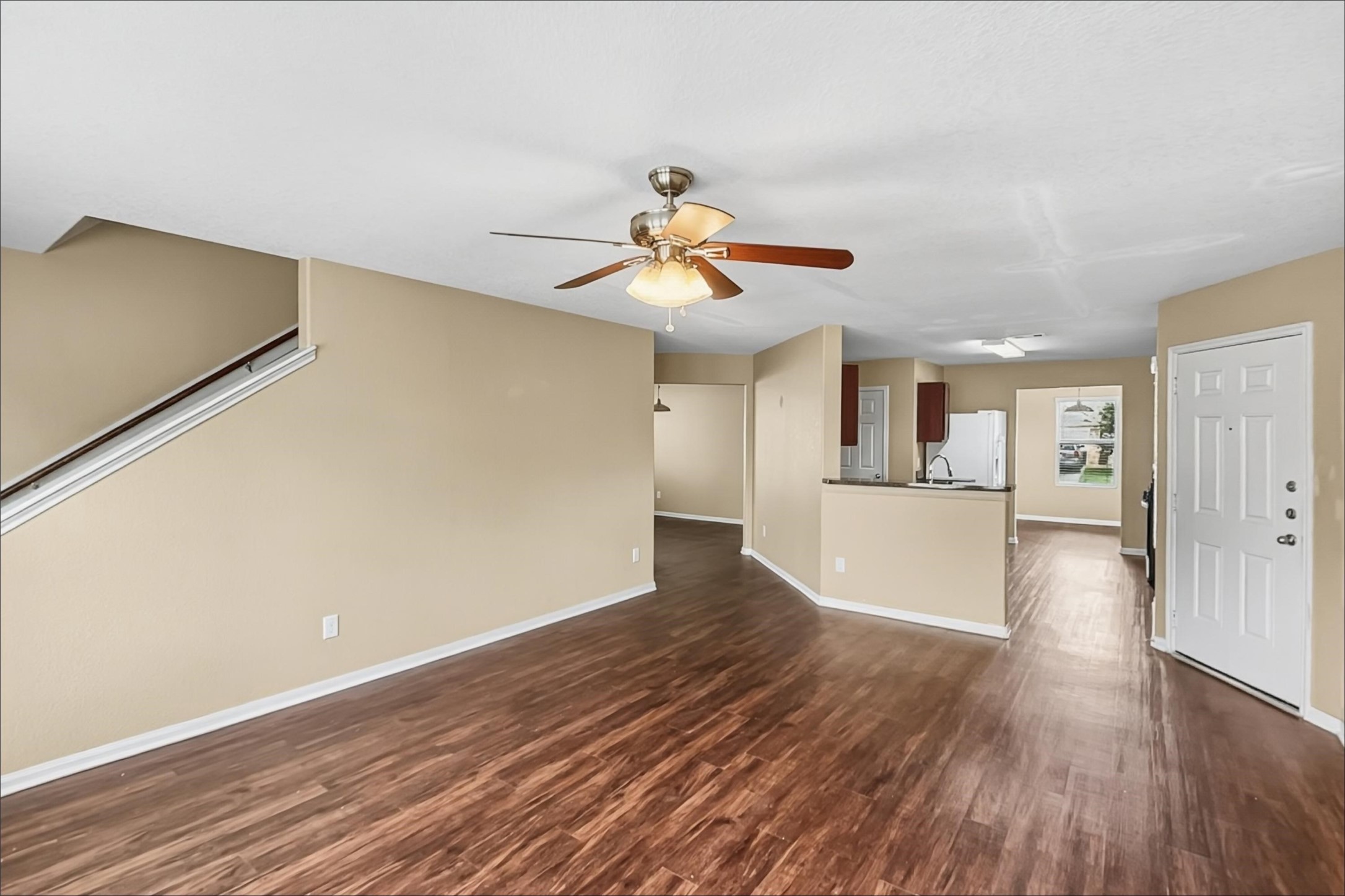 9928 Grebe Drive Property Photo 7