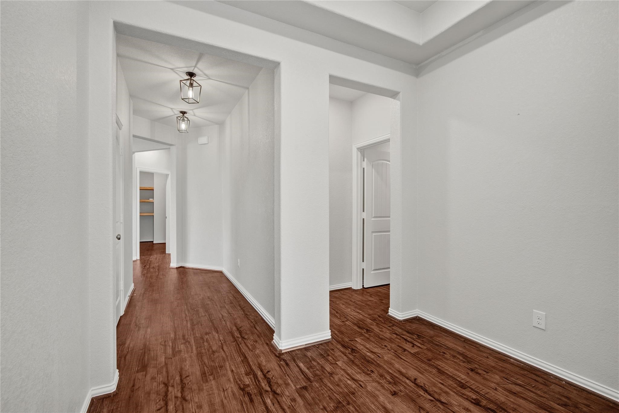 20202 Heather Haven Drive Property Photo 5