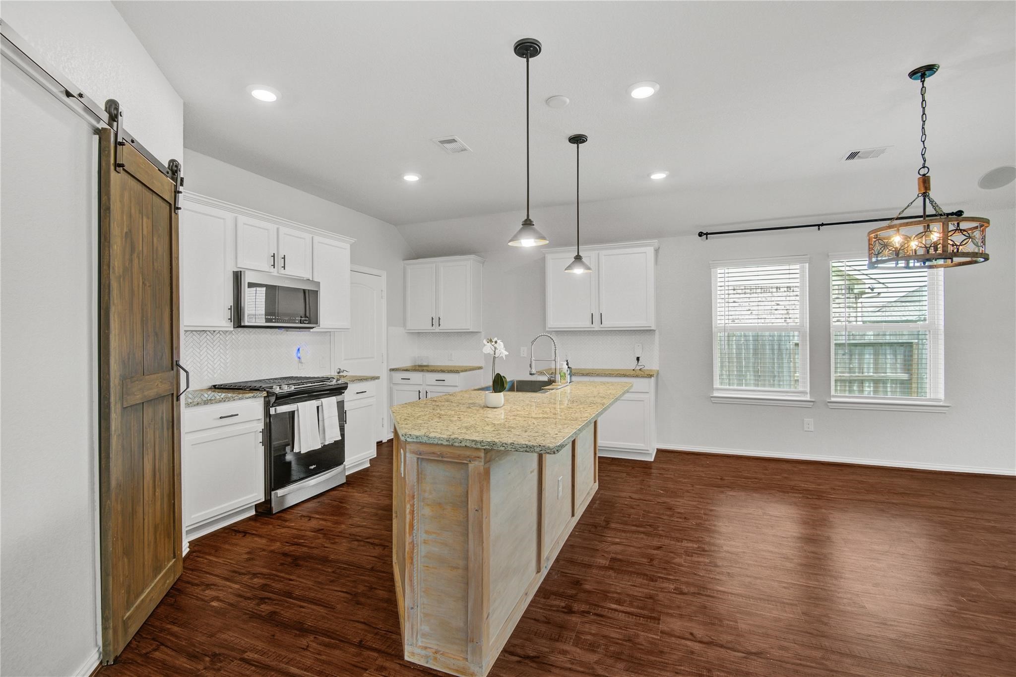 20202 Heather Haven Drive Property Photo 16