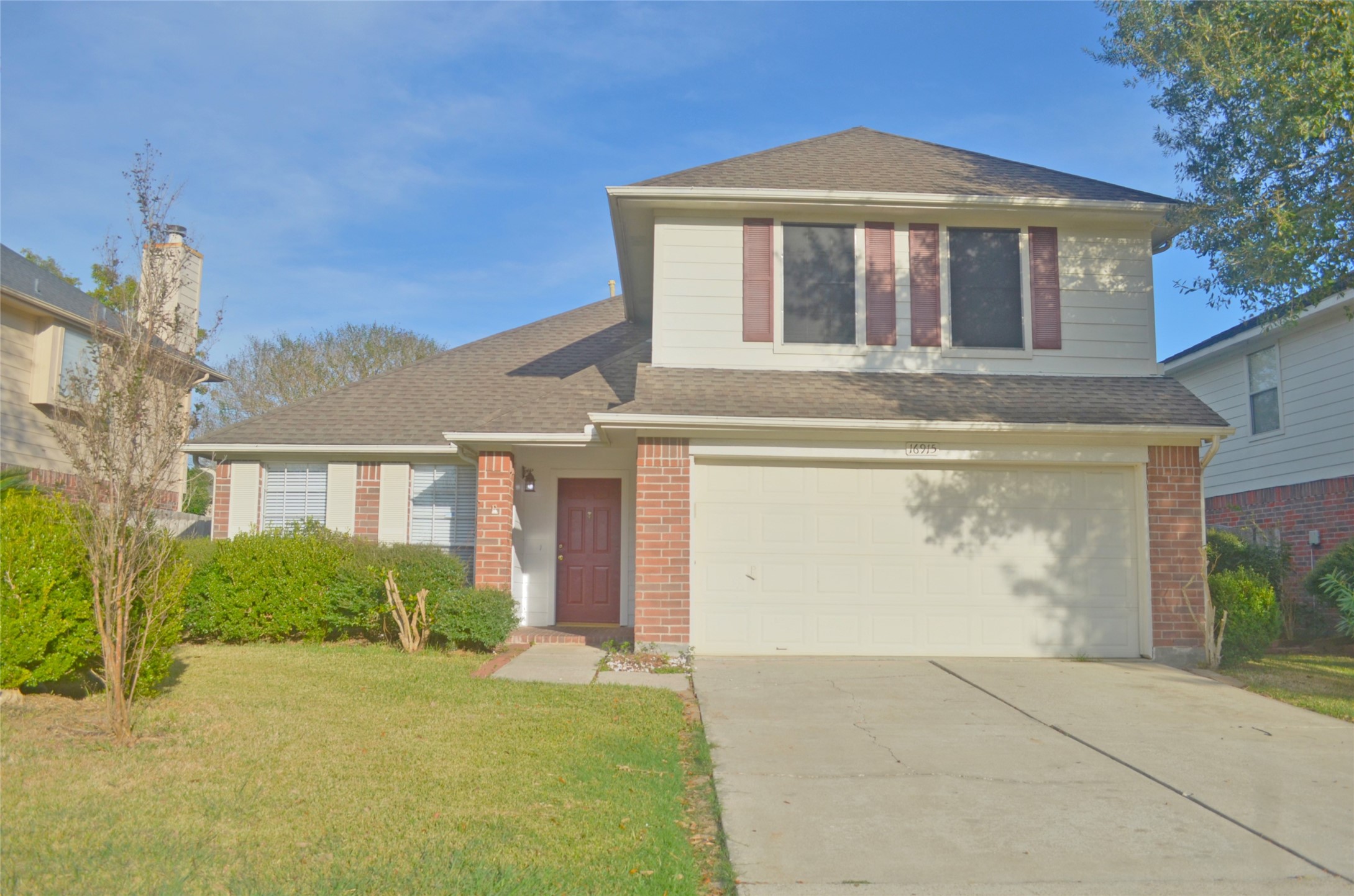16915 Lighthouse View Drive Property Photo