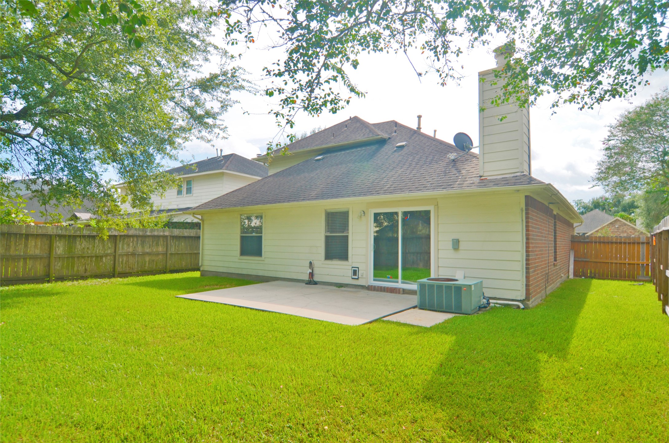 16915 Lighthouse View Drive Property Photo 5