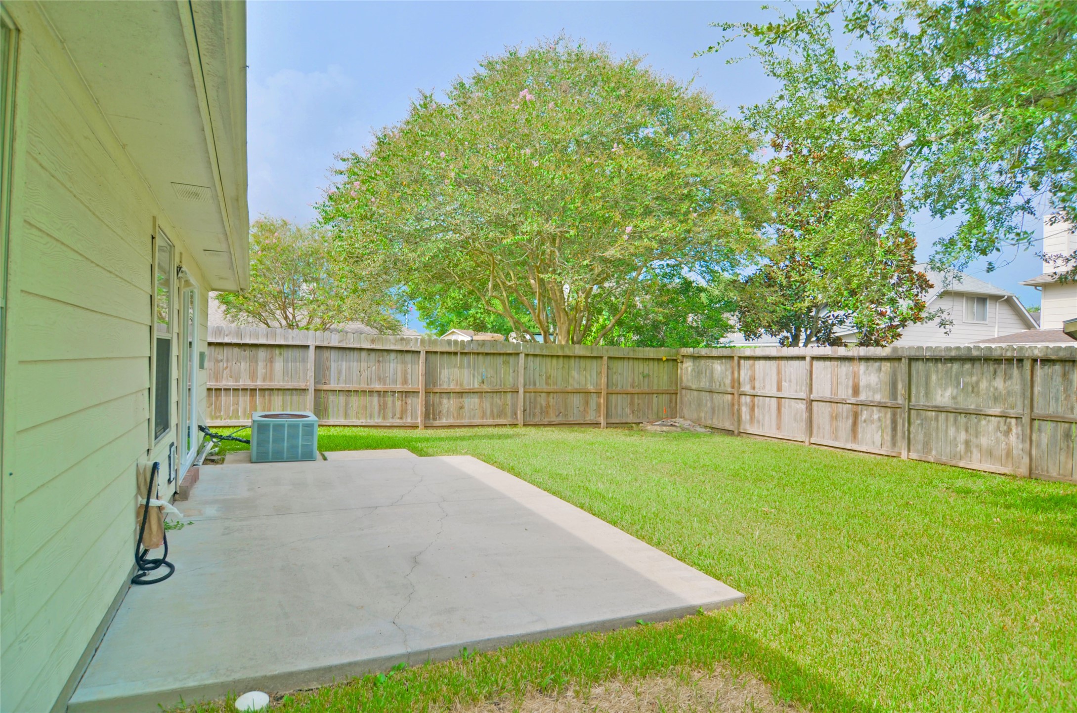 16915 Lighthouse View Drive Property Photo 7
