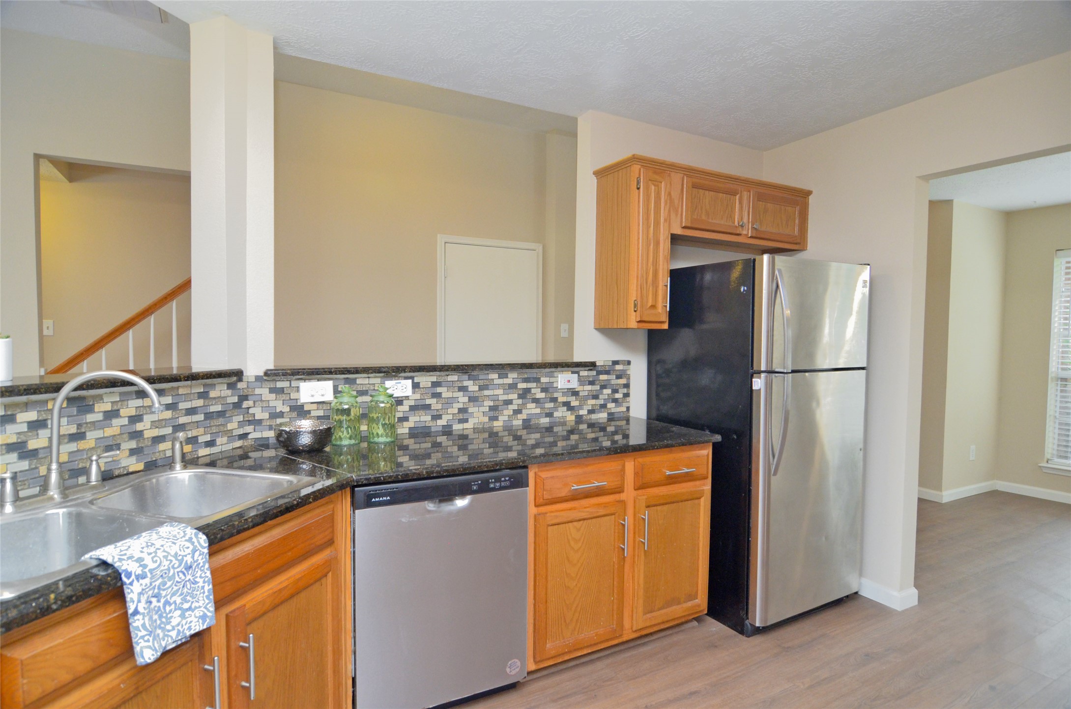 16915 Lighthouse View Drive Property Photo 10