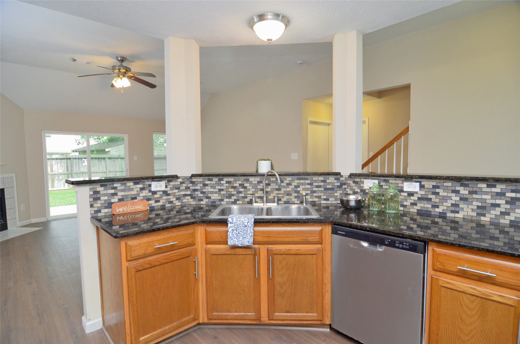 16915 Lighthouse View Drive Property Photo 11