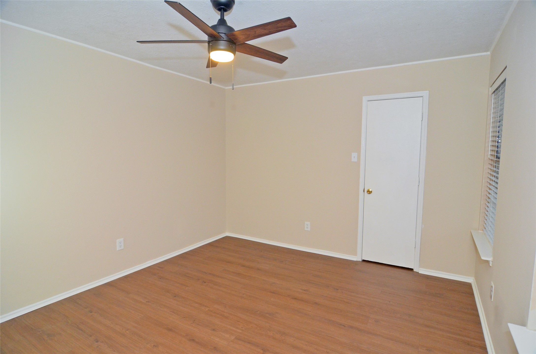 16915 Lighthouse View Drive Property Photo 27