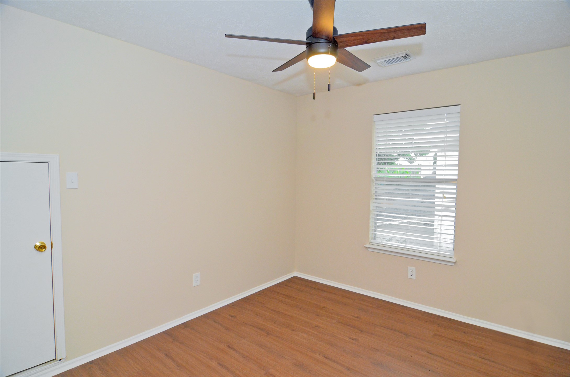 16915 Lighthouse View Drive Property Photo 29