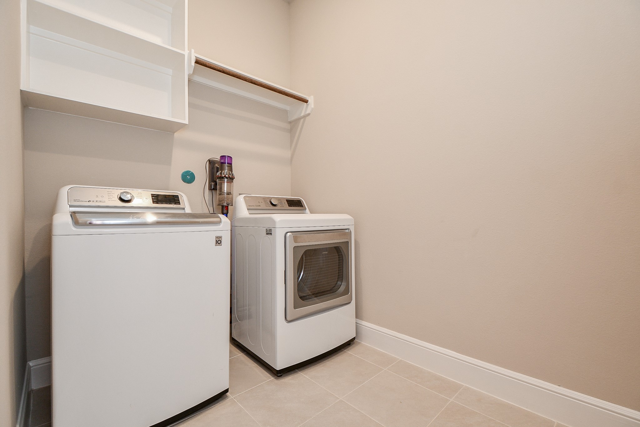 24206 Norwood Groves Drive Property Photo 15