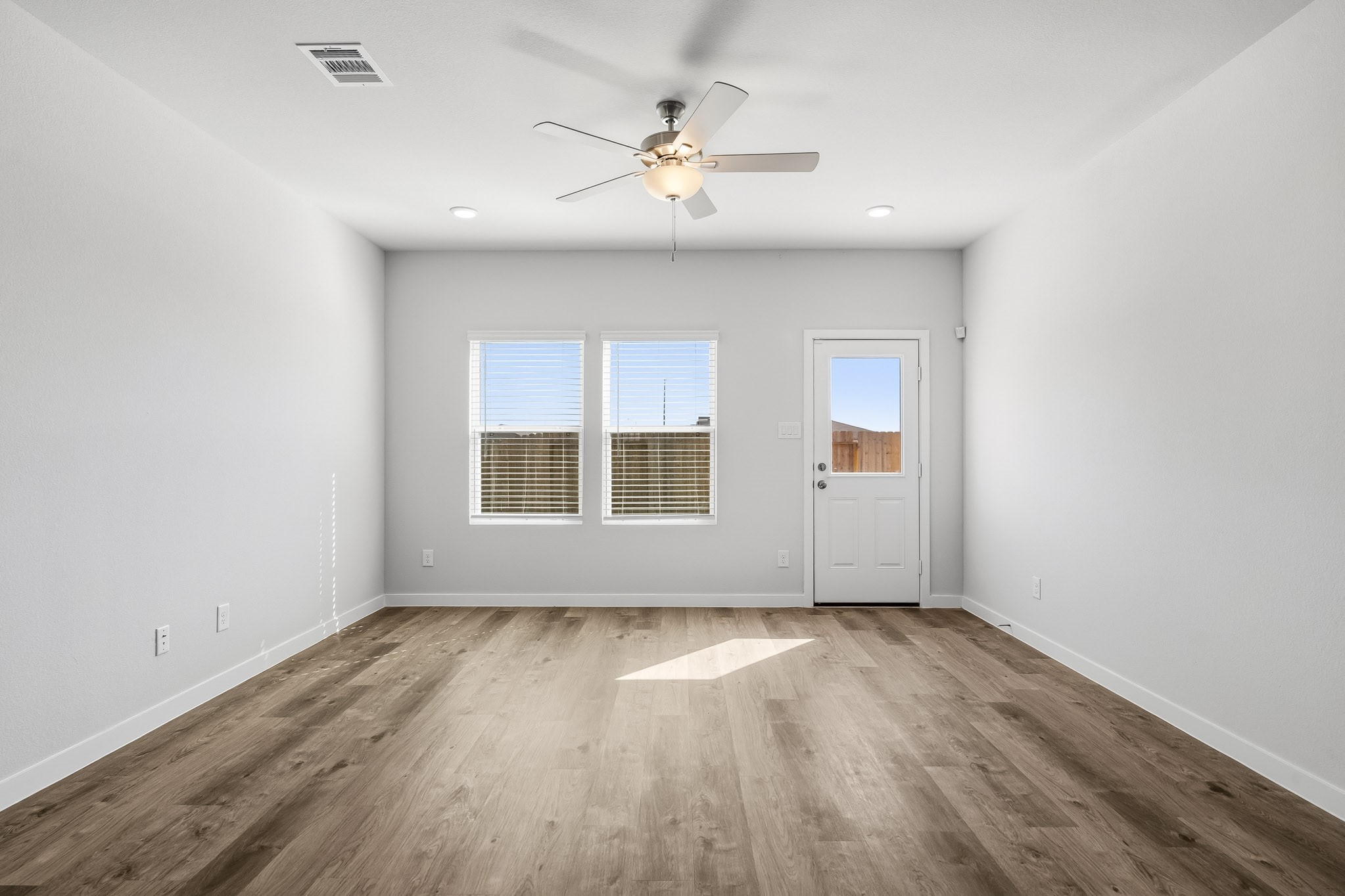 17142 King Eider Road Property Photo 7