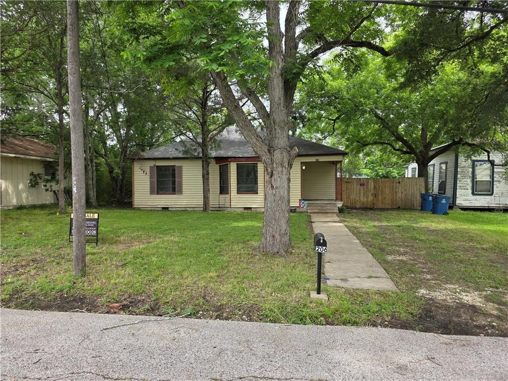 206 Gibbs Street Property Photo 1