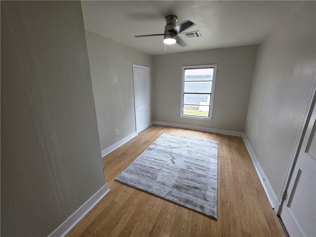 206 Gibbs Street Property Photo 7