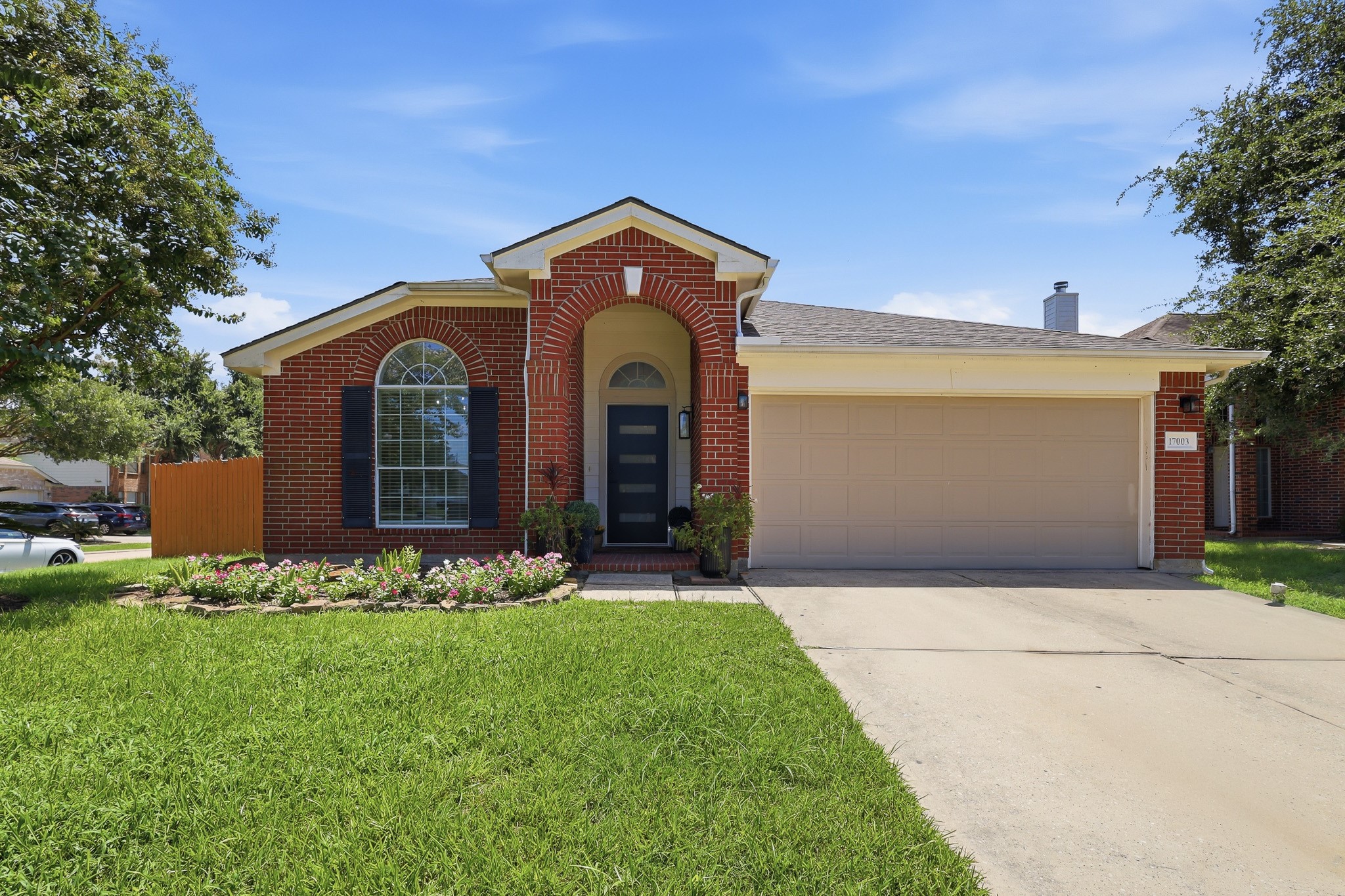 17003 Analisa Cir Property Photo 1
