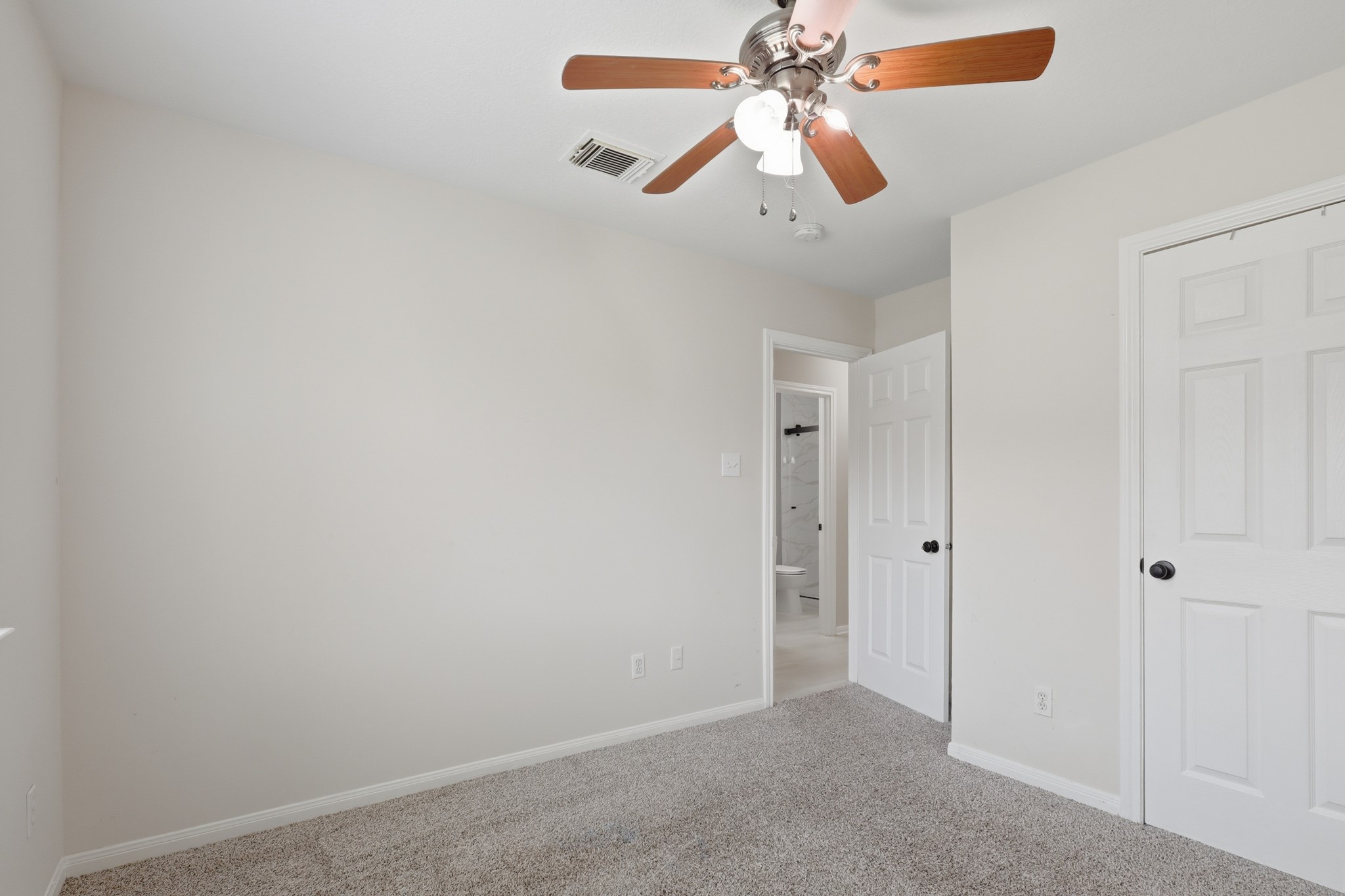 17003 Analisa Cir Property Photo 14