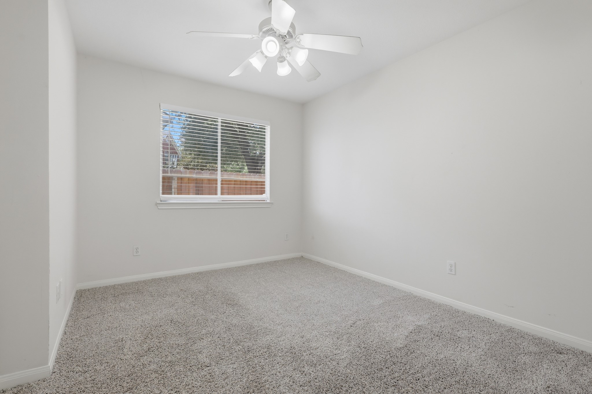 17003 Analisa Cir Property Photo 21