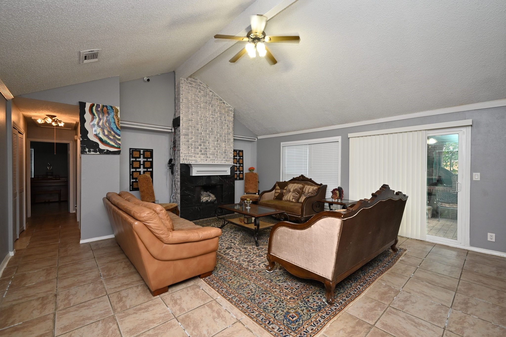 13102 Richmond Avenue Property Photo 29