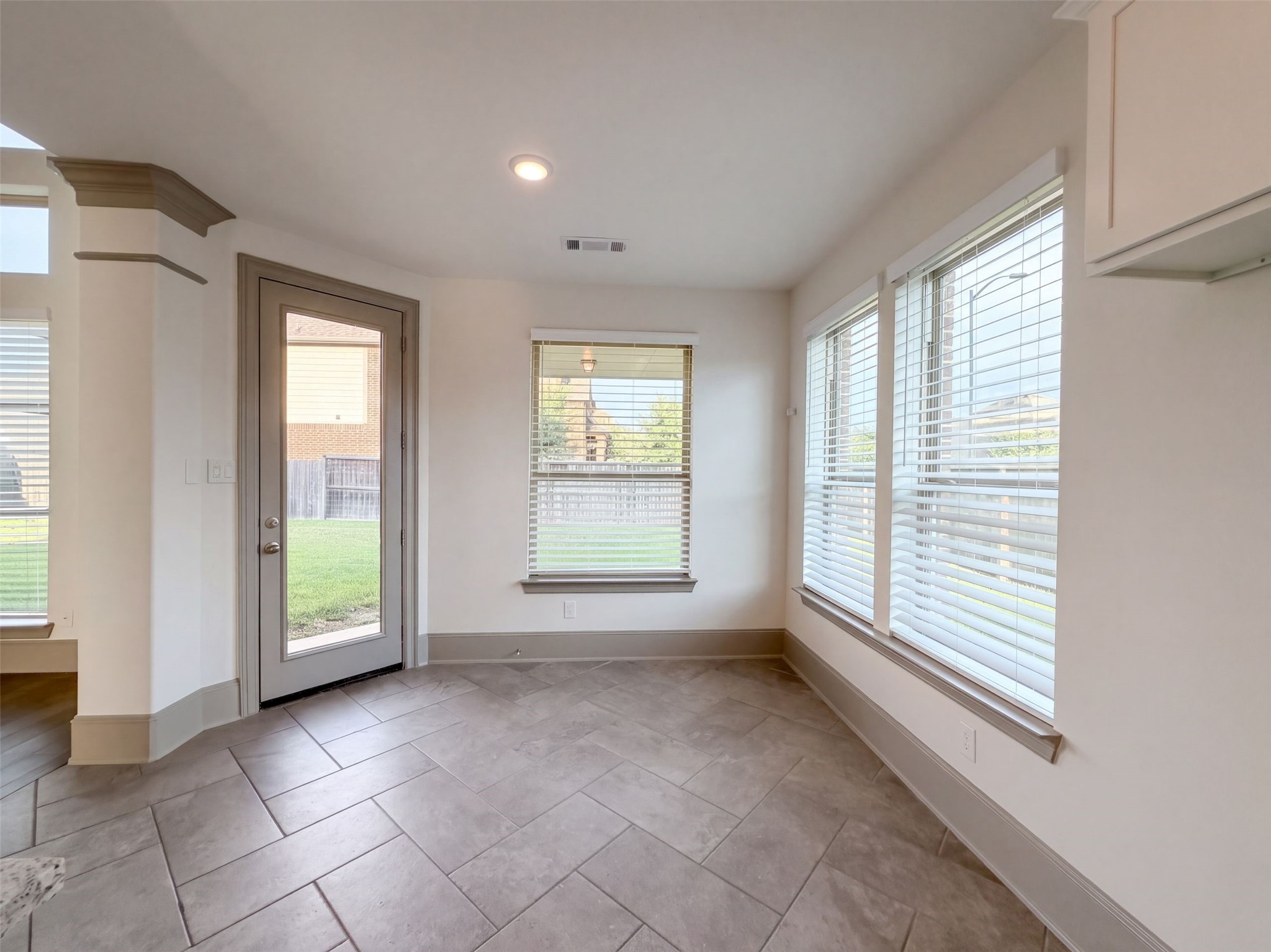 6702 Terania Circle Property Photo 10