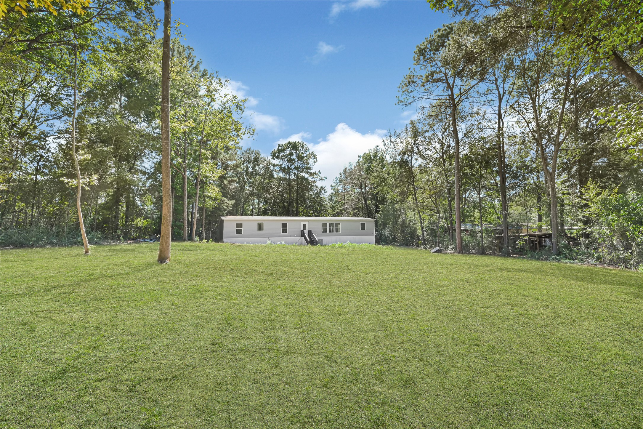 10506 Settlers Crossing Property Photo 1