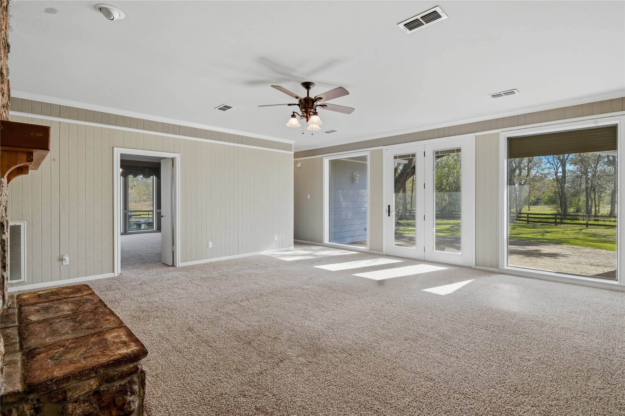 433 Mackhank Road Property Photo 12